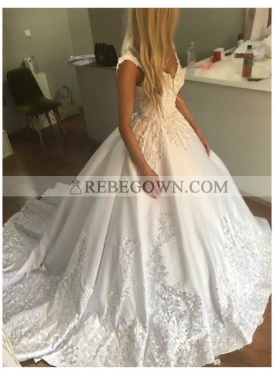 Classic Sweetheart Satin Embroidery Ball Gown Wedding Dresses