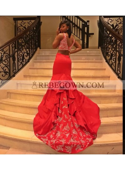 2023 Gorgeous Red Two Piece Mermaid Satin Prom Dresses
