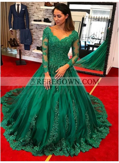 Emerald Long Sleeves Sweetheart Neck Ball Gown Prom Dresses With Appliques 