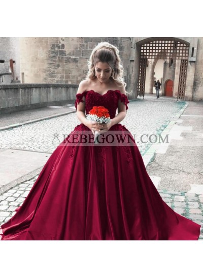 Off Shoulder Sweetheart Ball Gown Satin Prom Dresses With Appliques