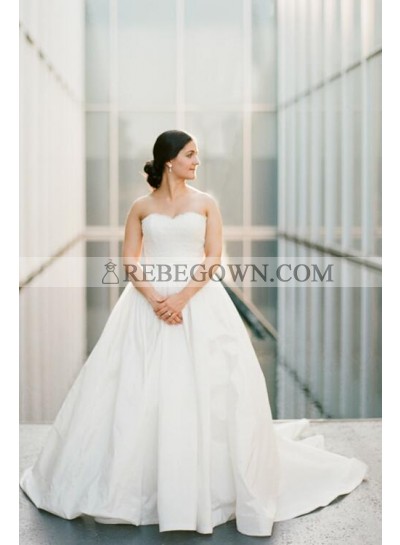 2023 Ivory Strapless Sweetheart Satin Simple Ball Gown Wedding Dresses