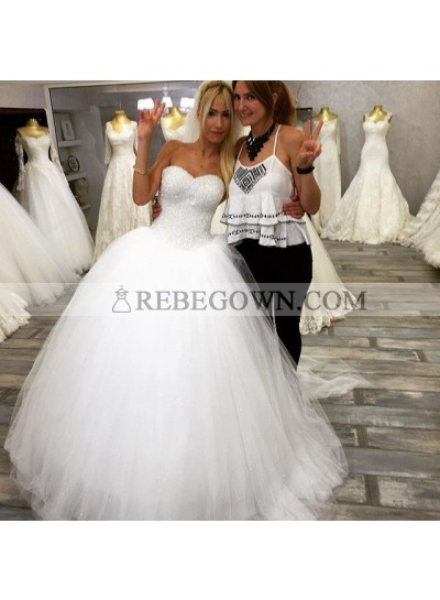 2023 New Arrival Tulle White Sweetheart Beaded Lace Up Back Ball Gown Wedding Dresses