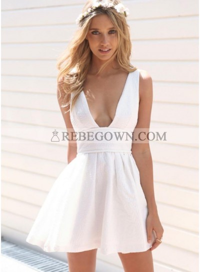 A-Line Deep V-Neck White Satin Homecoming Dress 2023