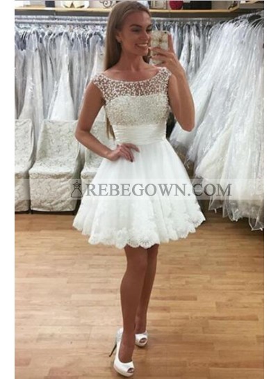 Princess/A-Line Crew Neck Short White Homecoming/Prom Dresses with Lace Beading
