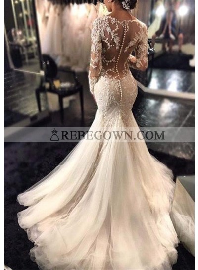 Tulle Sweep Train Trumpet/Mermaid  Long Sleeve V-Neck Covered Button Wedding Dresses / Gowns With Appliqued