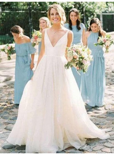 2024 Wedding Dresses Princess A-Line V-Neck Backless Spaghetti Straps Organza Beach Bridal Gowns 