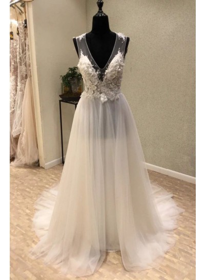 2024 Princess A-Line Wedding Dresses New Arrival V-Neck Floral Beach Bridal Gowns