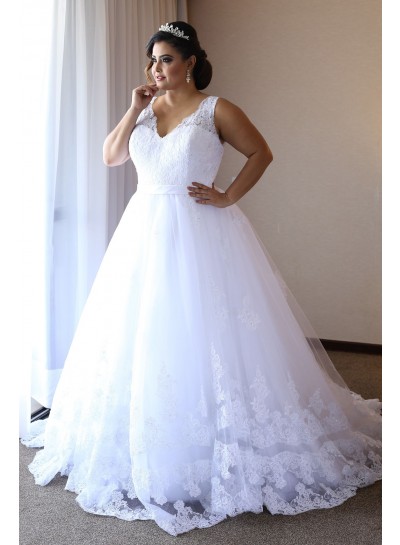 2022 Amazing Wedding Dresses White V-Neck Ball Gown Lace Plus Size