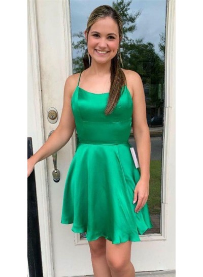2024 Prom Dresses A Line Halter Emerald Knee Length Criss Cross Short