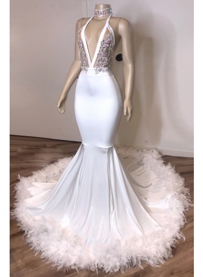 2024 Prom Dresses White V Neck Mermaid Backless Halter Long With Feathers