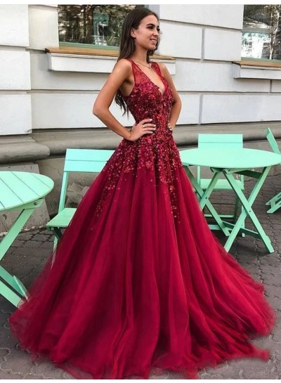 2024 Prom Dresses A-Line V Neck Burgundy Tulle Long With Appliques