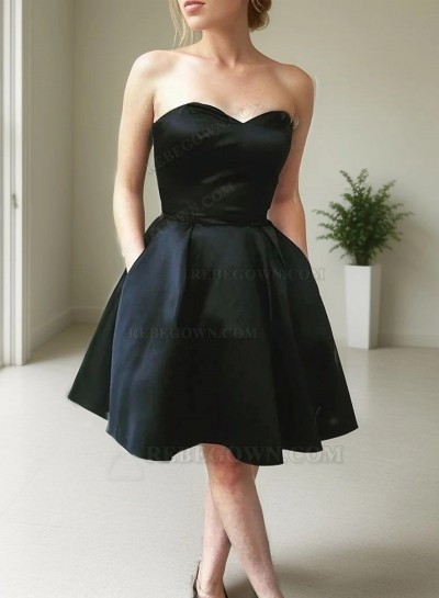 2025 Sweetheart Satin A-line Sleeveless Black Short/Mini Homecoming Dresses