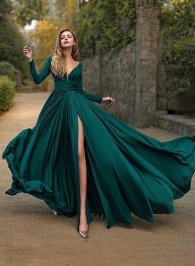 Elegant A-Line Long Sleeves Emerald Side Split 2024 Prom Dresses
