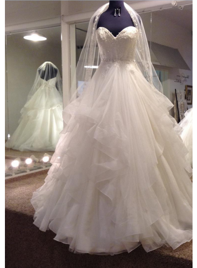 2022 New Arrival A Line Sweetheart Organza Ruffles Beaded Wedding Gown