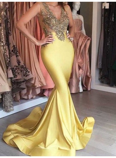 2022 Gold Trumpet/Mermaid  Satin Prom Dresses Beaded