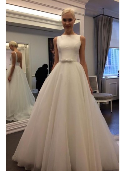 2022 Elegant A Line Organza Floor Length Backless Plain Wedding Dresses