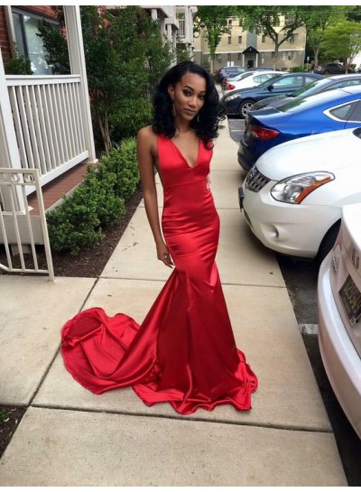 2022 Sexy Mermaid Red Satin V-neck Backless Prom Dresses