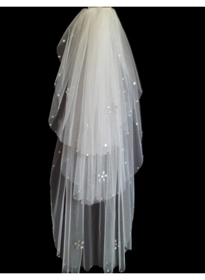 2024 Wedding Veil Quite Great 3 Layers With Beading